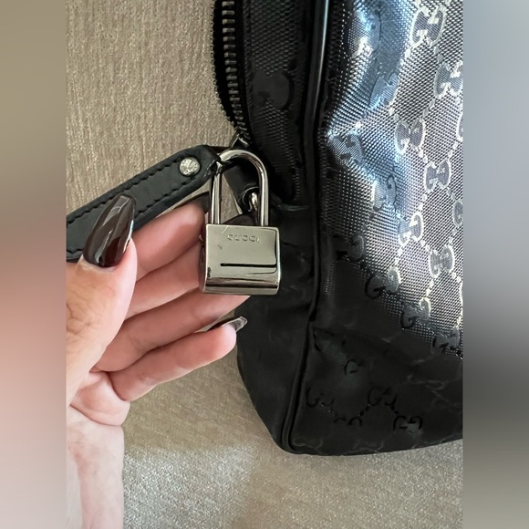 GUCCI Authentic w COA GG  bag missing strap preloved condition w lock key - Picture 5 of 16